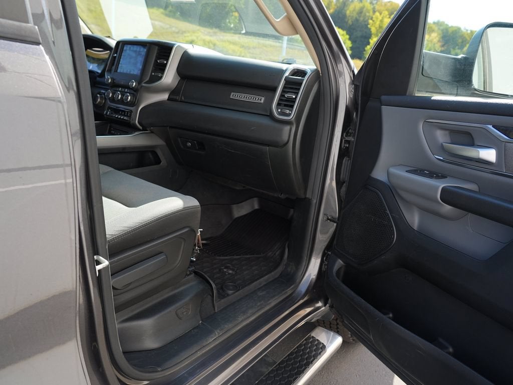 2019 RAM 1500 Big Horn/Lone Star Quad Cab 4x4 6'4" Box
