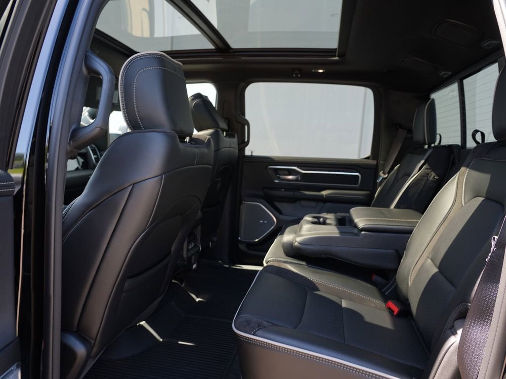 2025 RAM 1500 Laramie Crew Cab 4x4 5'7" Box
