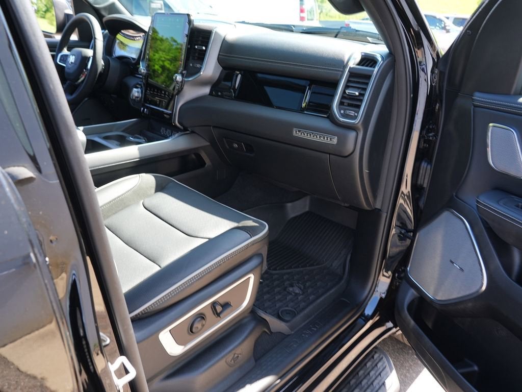 2025 RAM 1500 Laramie Crew Cab 4x4 5'7" Box