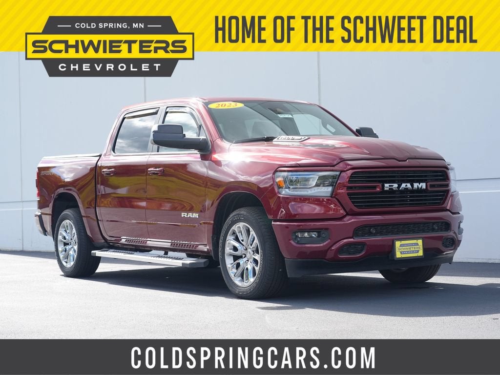 2023 RAM 1500 Laramie Crew Cab 4x4 5'7" Box