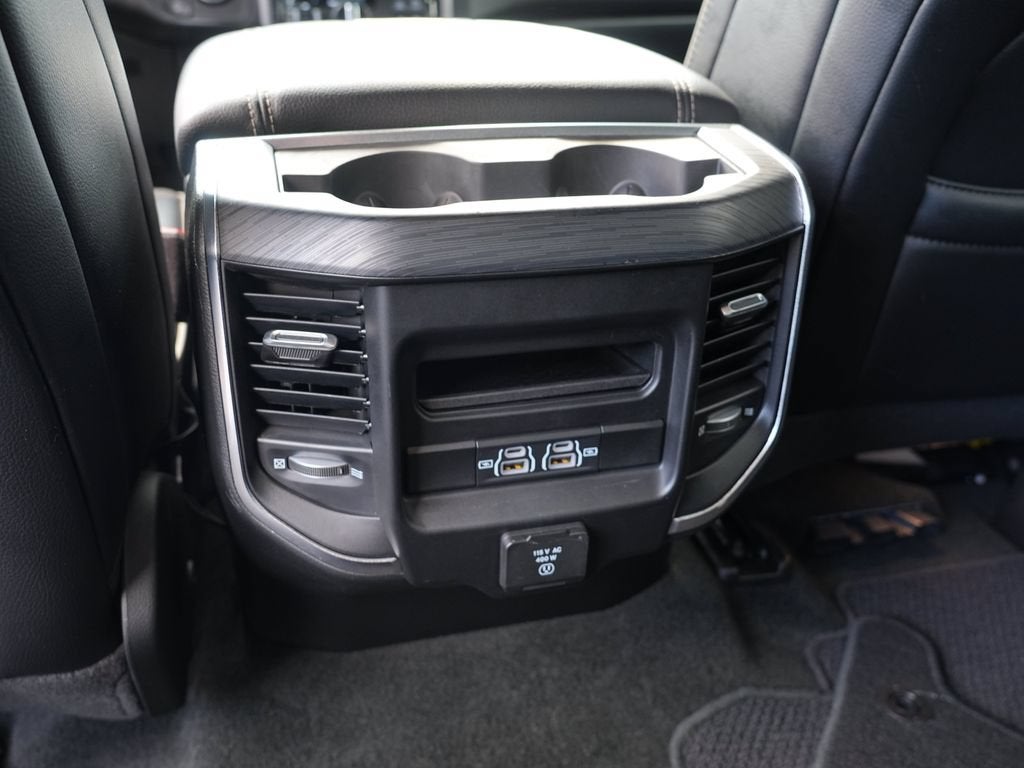 2023 RAM 1500 Laramie Crew Cab 4x4 5'7" Box