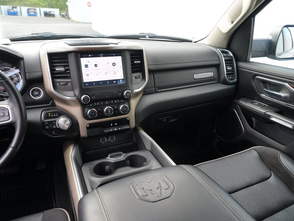 2022 RAM 1500 Laramie Crew Cab 4x4 6'4" Box