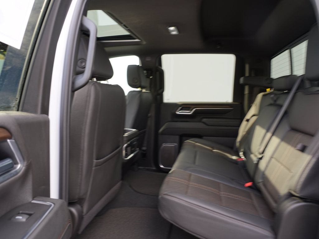 2025 Chevrolet Silverado 3500 HD High Country