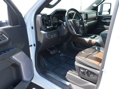 2024 Chevrolet Silverado 3500 HD High Country