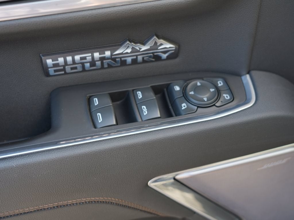 2022 Chevrolet Silverado 1500 High Country
