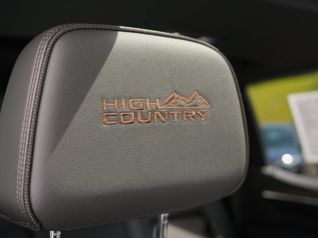 2022 Chevrolet Silverado 1500 High Country