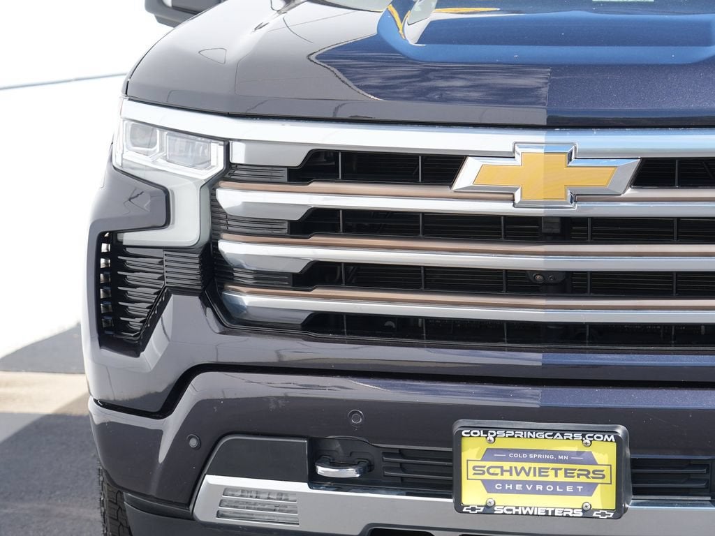 2022 Chevrolet Silverado 1500 High Country