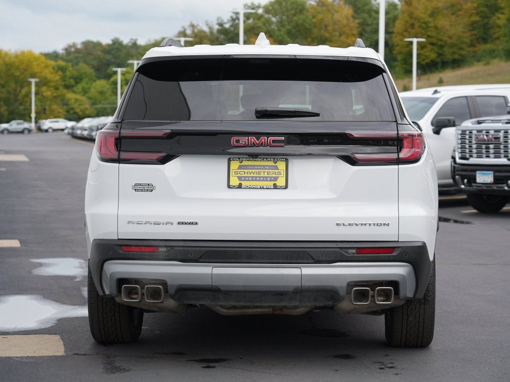 2026 GMC Acadia Elevation
