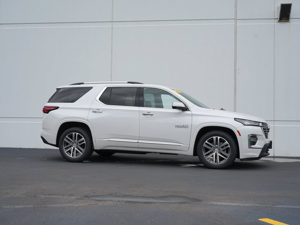 2023 Chevrolet Traverse High Country