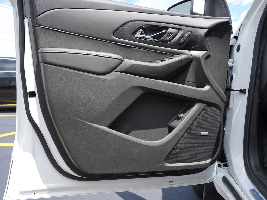 2023 Chevrolet Traverse High Country