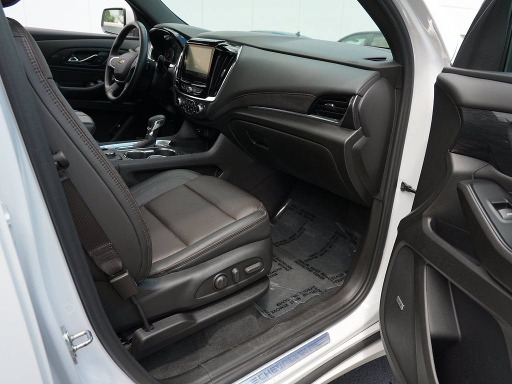 2023 Chevrolet Traverse High Country