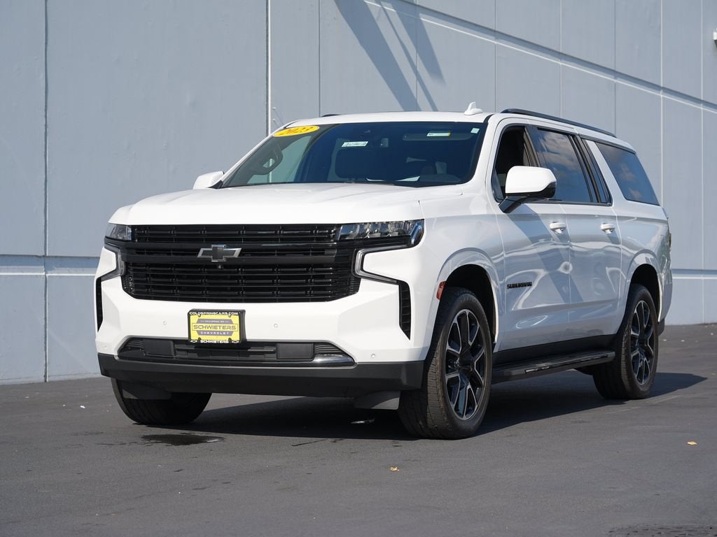 2023 Chevrolet Suburban RST