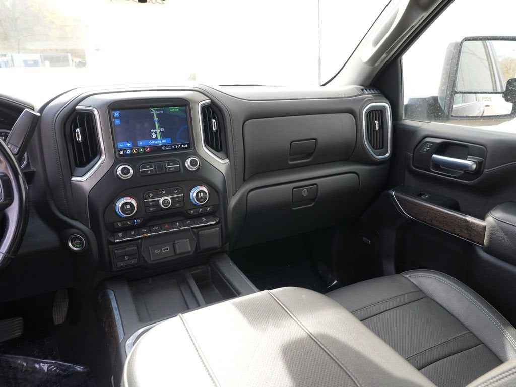 2023 GMC Sierra 3500 HD Denali