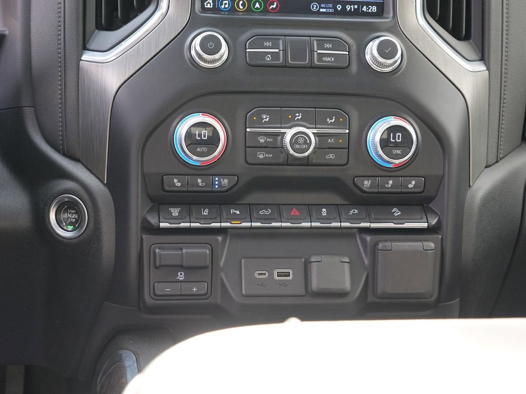 2023 GMC Sierra 3500 HD Denali