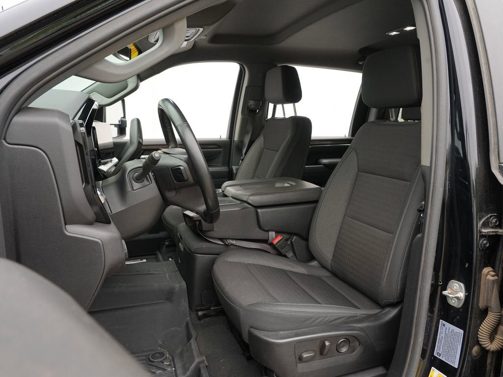 2025 Chevrolet Silverado 3500 HD LT