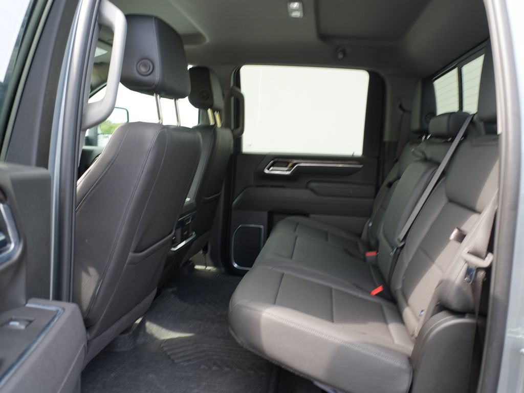 2025 Chevrolet Silverado 3500 HD LTZ