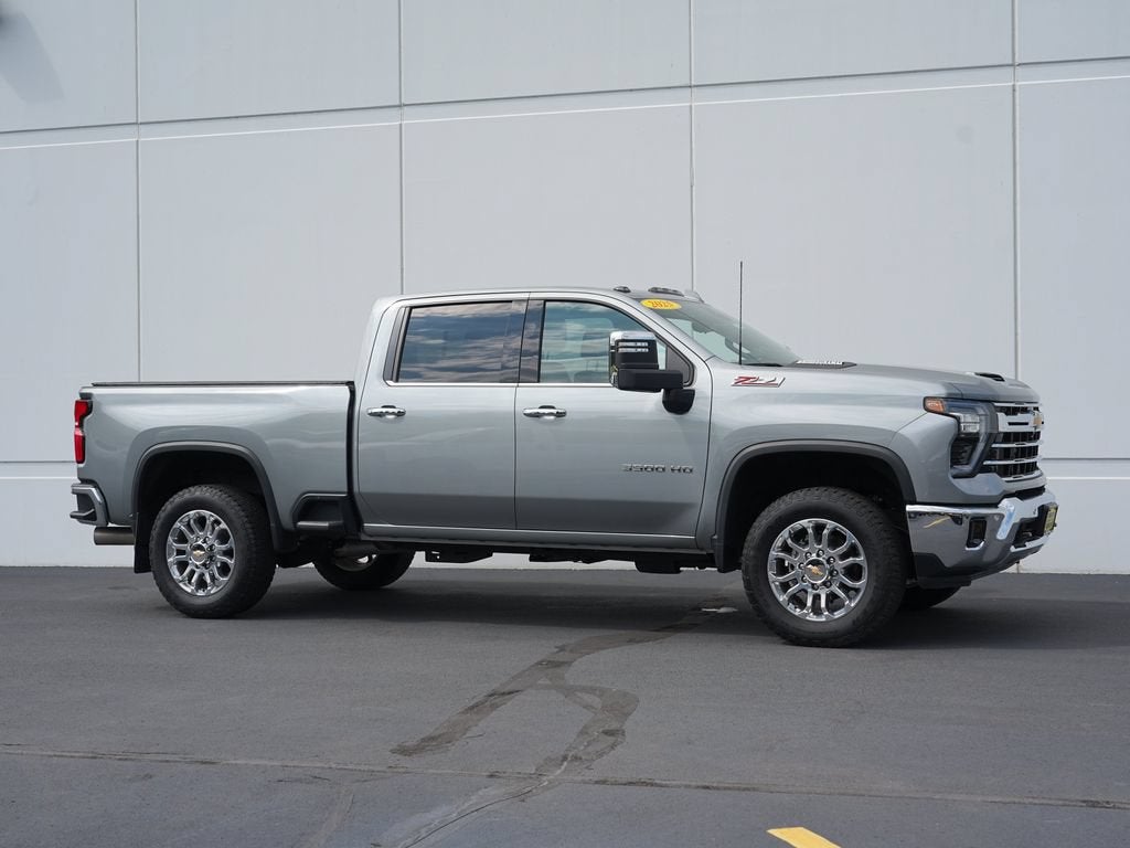 2025 Chevrolet Silverado 3500 HD LTZ