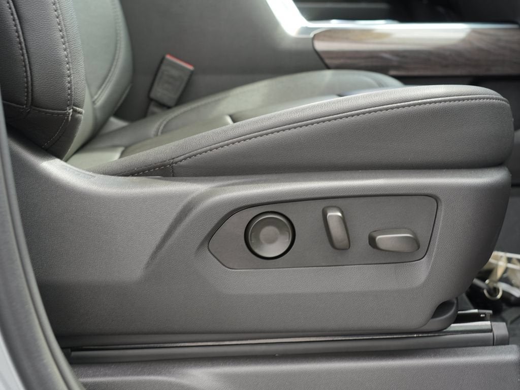 2025 Chevrolet Silverado 3500 HD LTZ