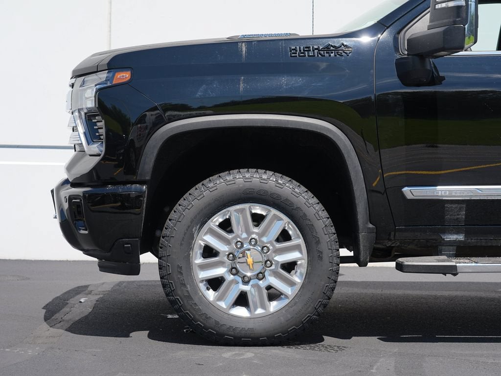 2025 Chevrolet Silverado 3500 HD High Country