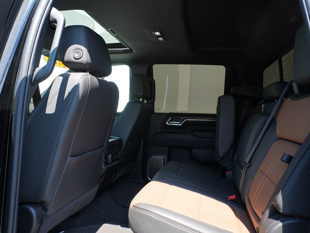 2025 Chevrolet Silverado 3500 HD High Country