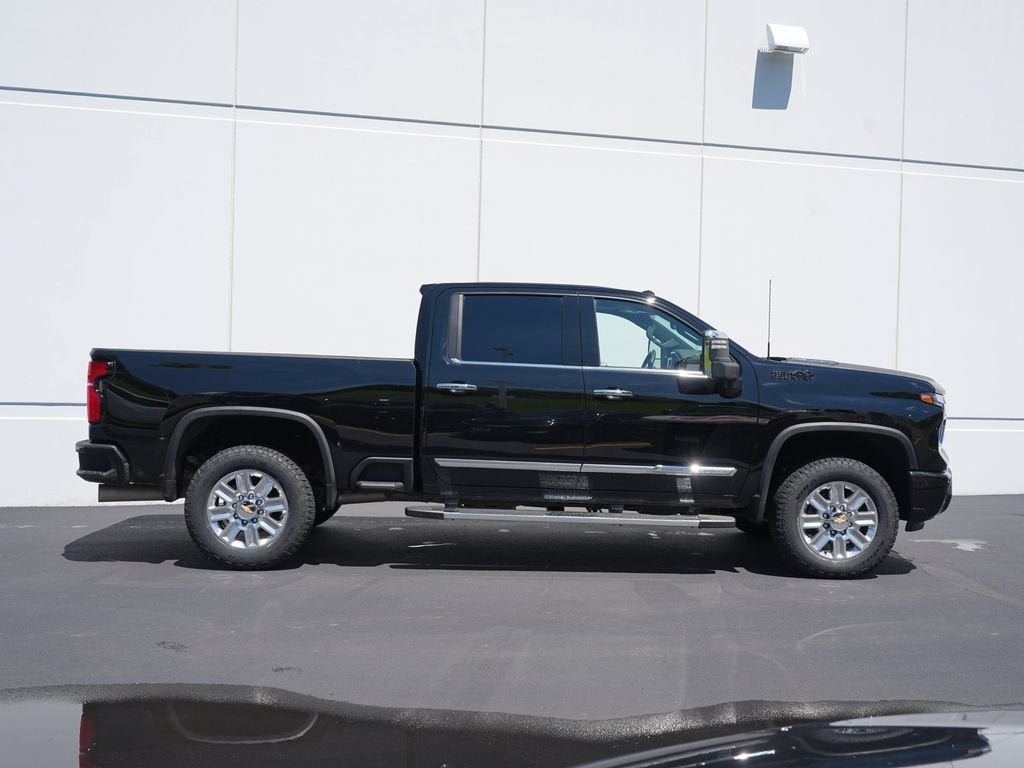 2025 Chevrolet Silverado 3500 HD High Country