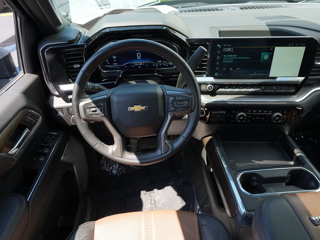 2025 Chevrolet Silverado 3500 HD High Country