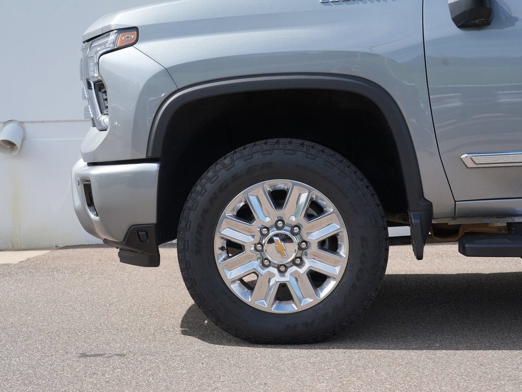 2025 Chevrolet Silverado 3500 HD High Country