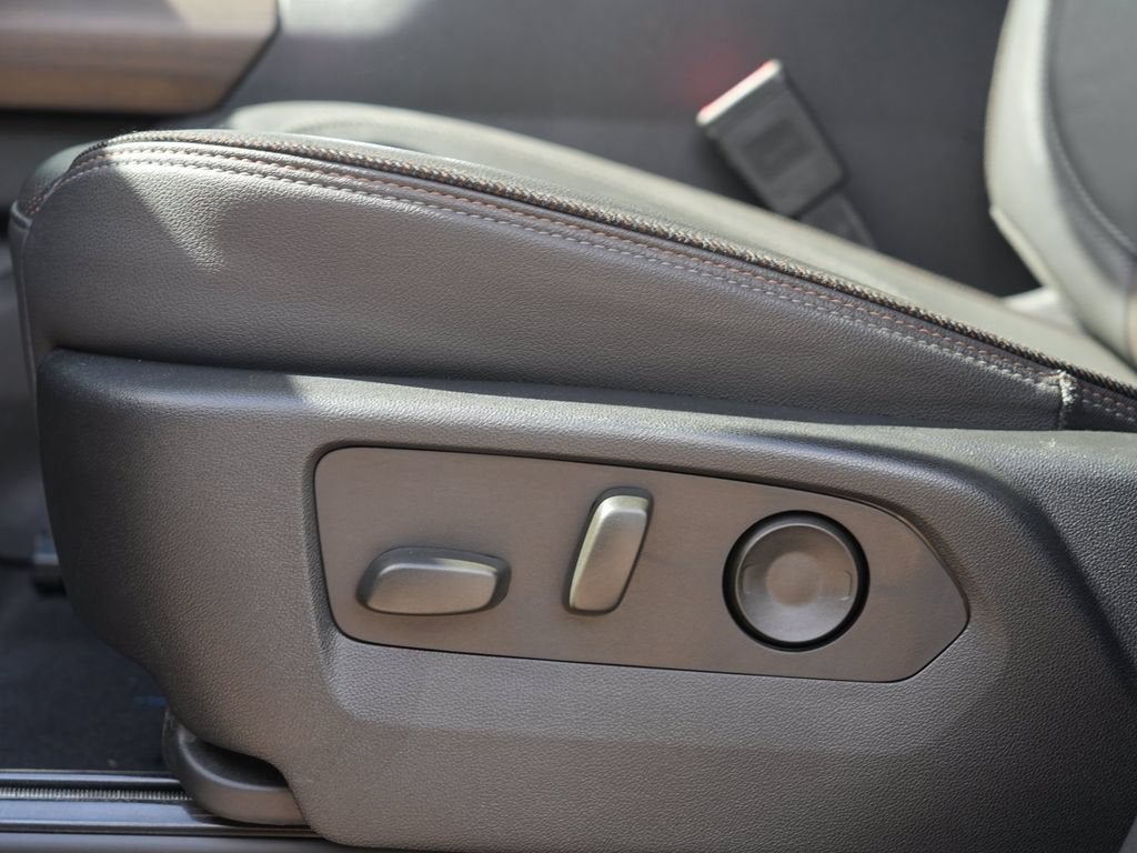 2025 Chevrolet Silverado 3500 HD High Country