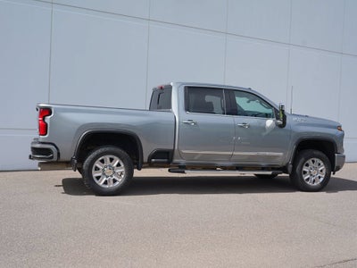 2025 Chevrolet Silverado 3500 HD High Country
