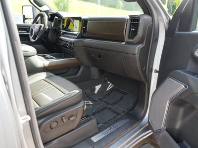 2025 Chevrolet Silverado 3500 HD High Country