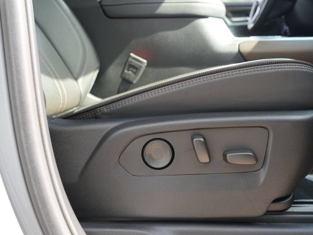2025 Chevrolet Silverado 3500 HD High Country