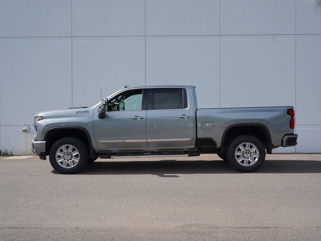 2025 Chevrolet Silverado 3500 HD High Country
