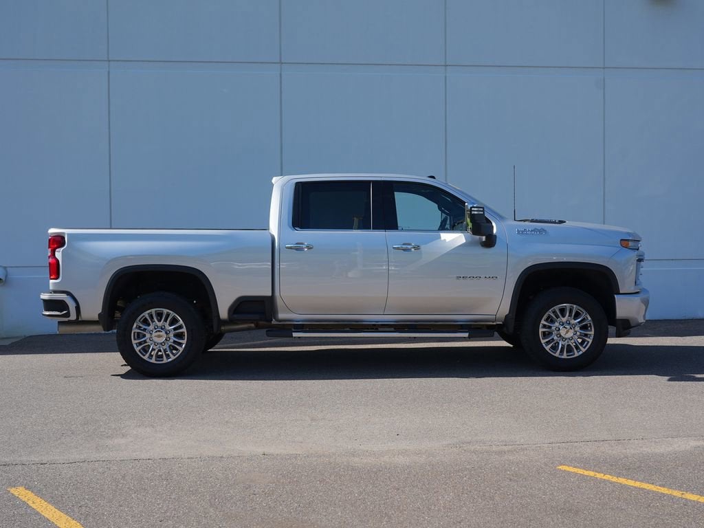2022 Chevrolet Silverado 3500 HD High Country