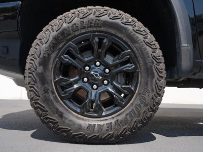 2025 Chevrolet Silverado 1500 ZR2
