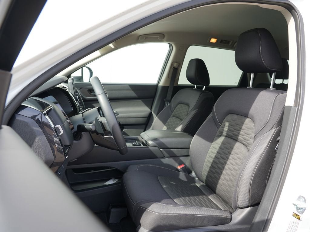 2023 Nissan Pathfinder SV 4WD