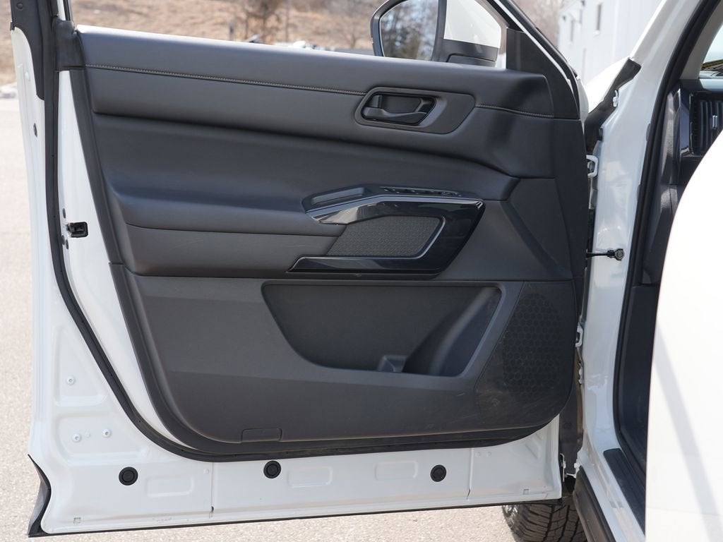 2023 Nissan Pathfinder SV 4WD