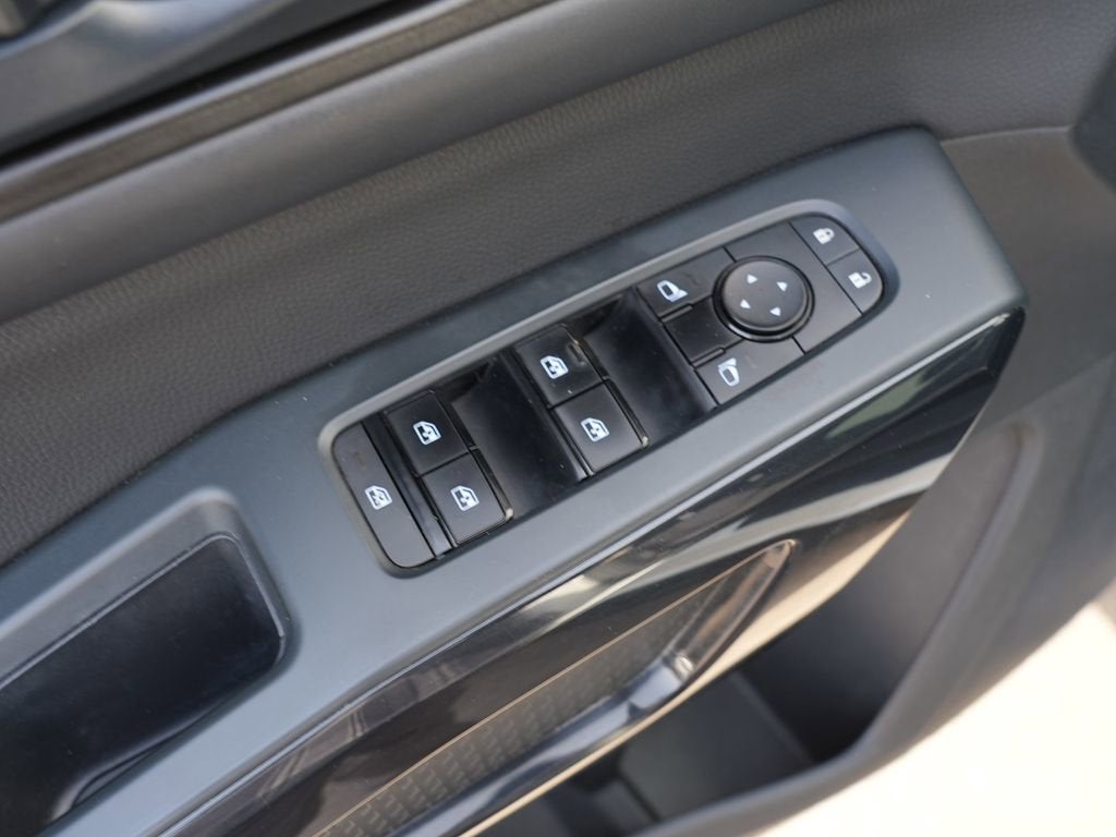 2023 Nissan Pathfinder SV 4WD