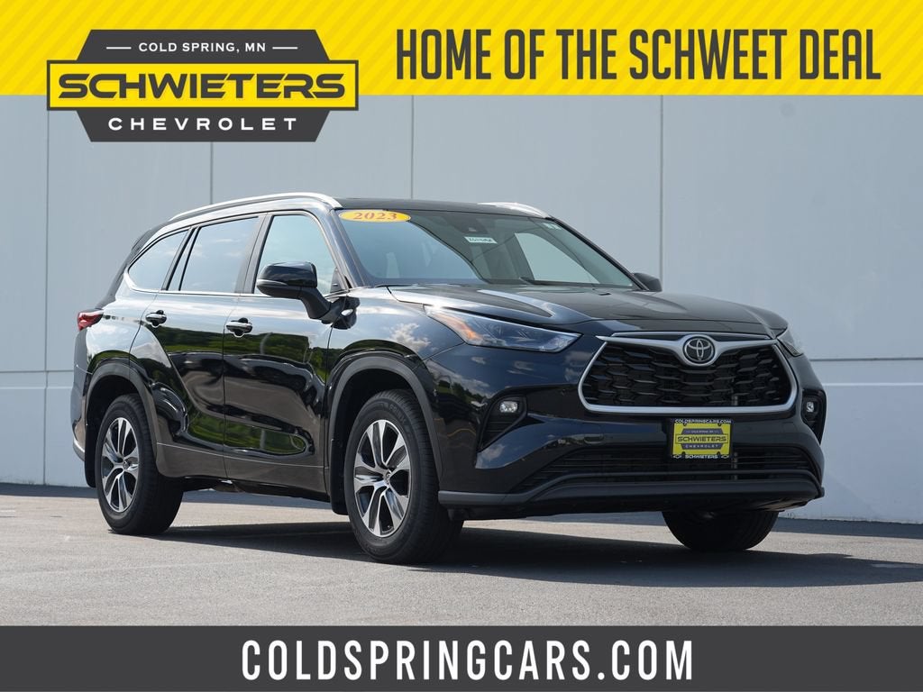 2023 Toyota Highlander XLE