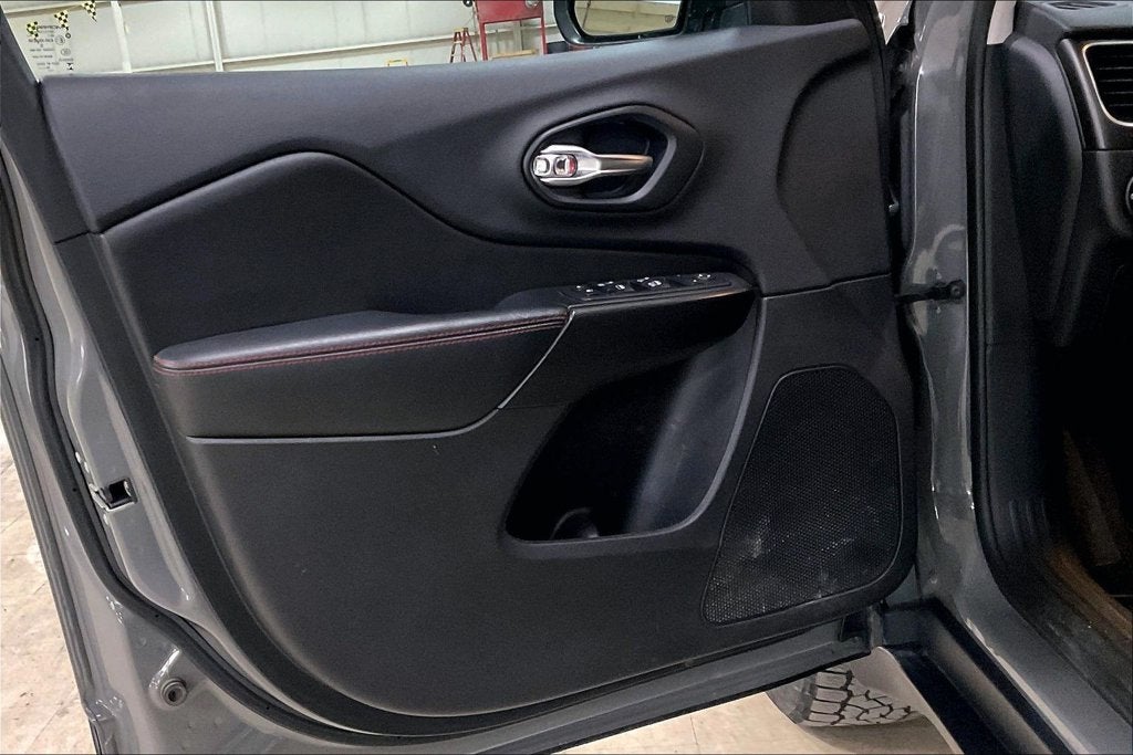 2019 Jeep Cherokee Trailhawk