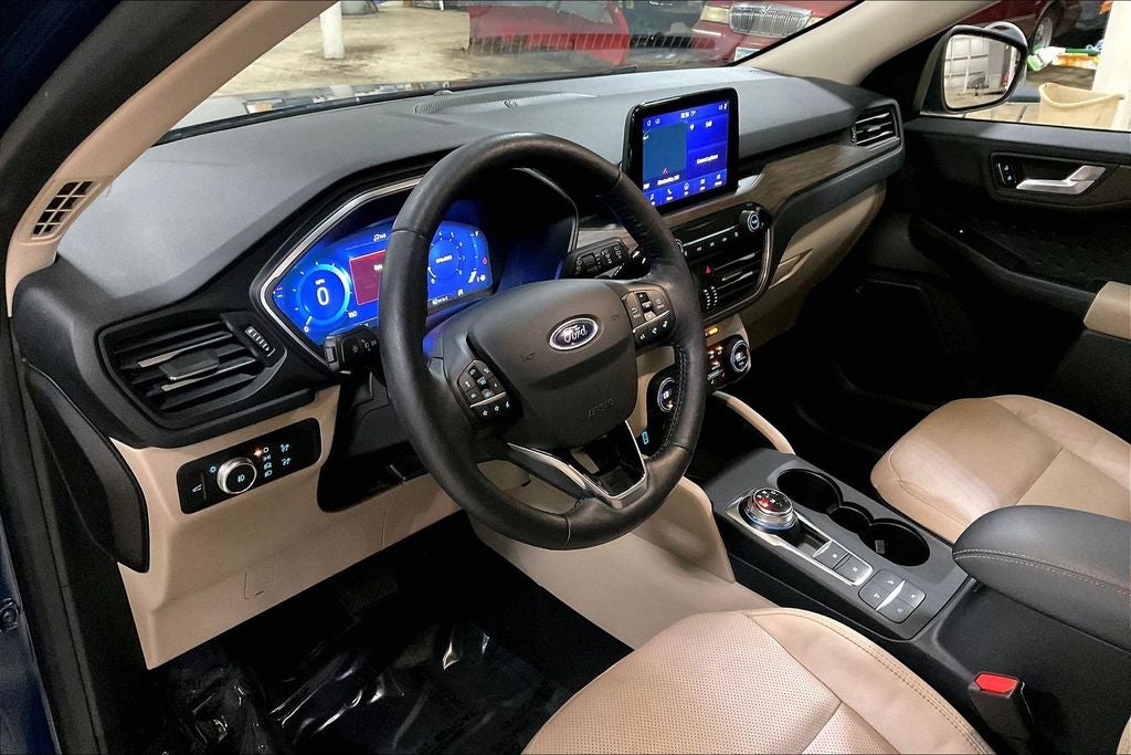 2020 Ford Escape Titanium