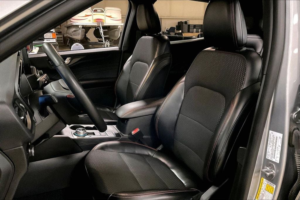 2024 Ford Escape ST-Line