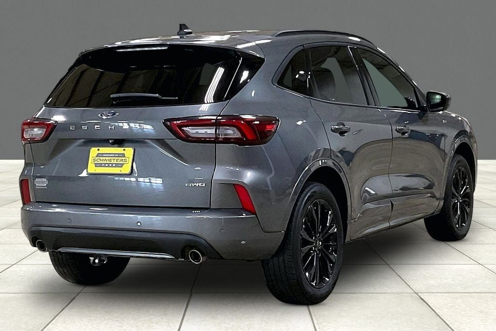 2025 Ford Escape ST-Line Elite