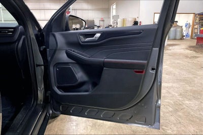2025 Ford Escape ST-Line Elite