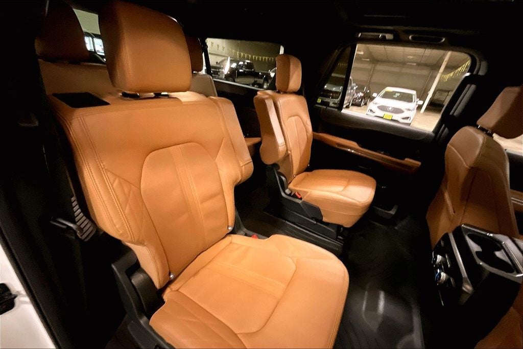 2023 Ford Expedition Max Platinum