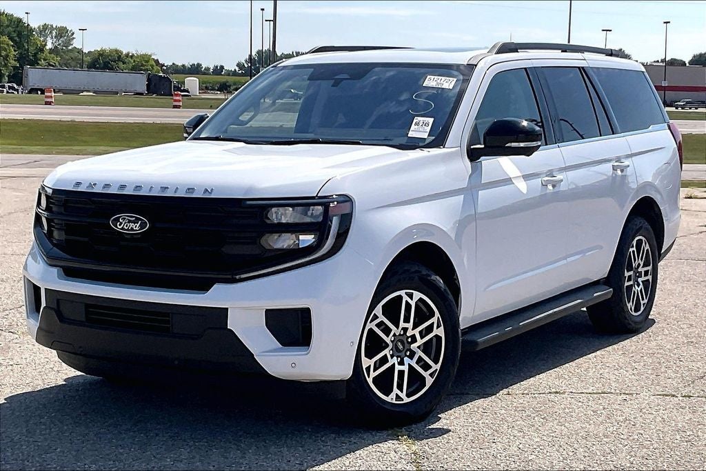 2025 Ford Expedition Active