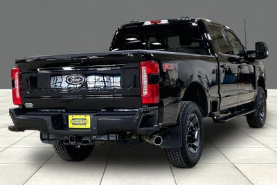 2023 Ford F-350SD Lariat