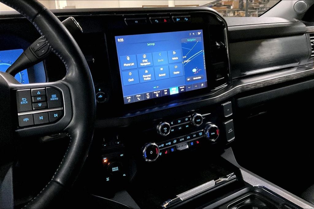 2023 Ford F-350SD Lariat