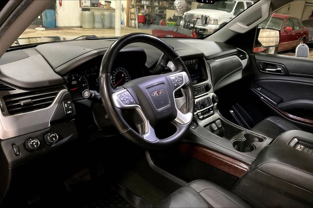 2017 GMC Yukon XL SLT