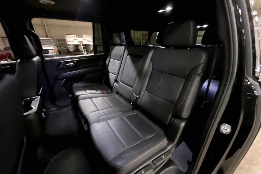 2025 Chevrolet Suburban Z71