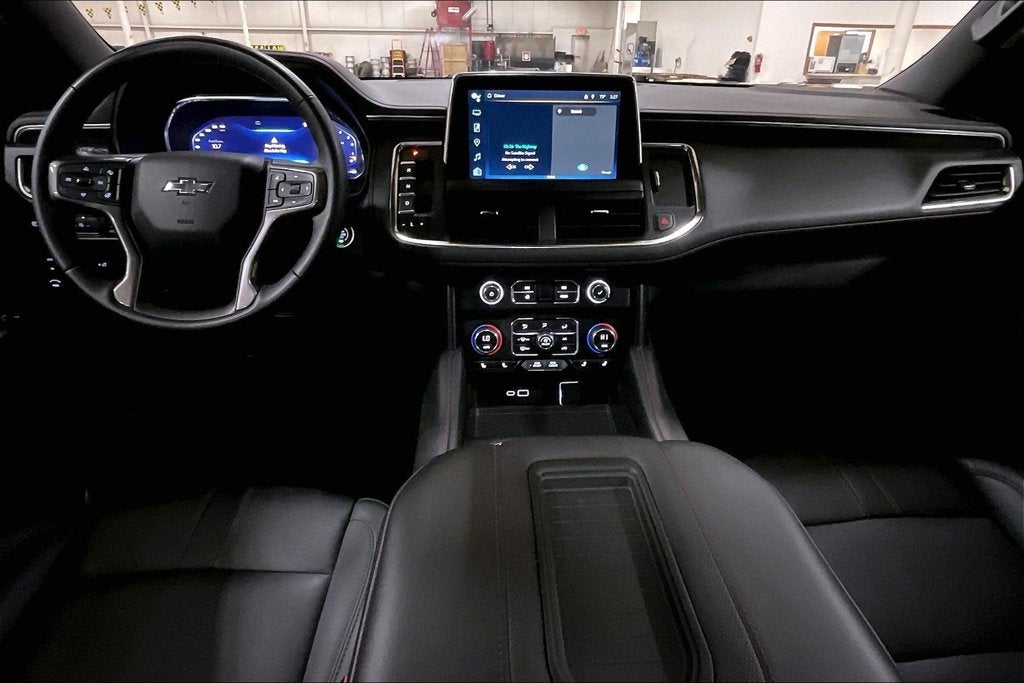 2024 Chevrolet Suburban RST